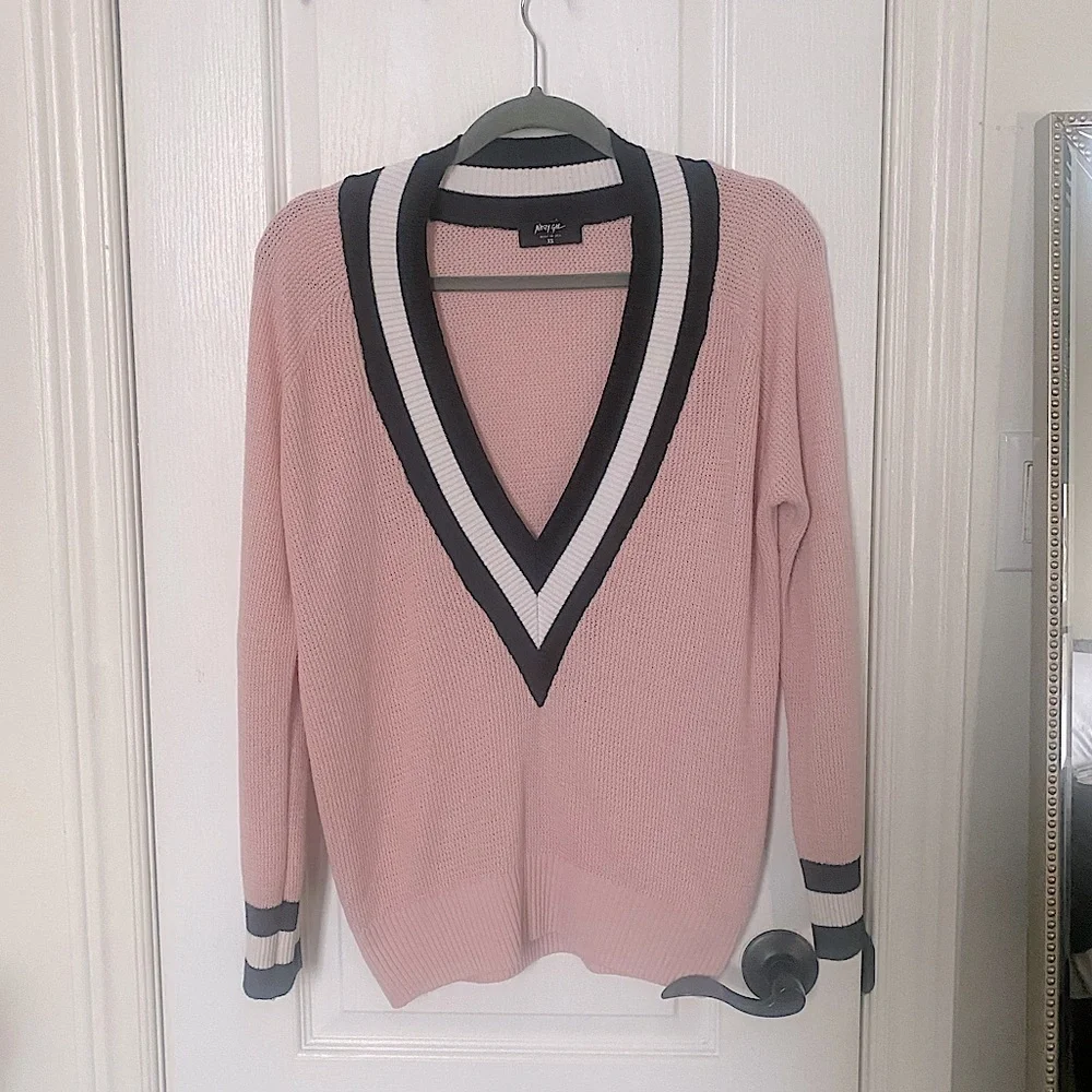 Pink sweater - Picture 3 of 5
